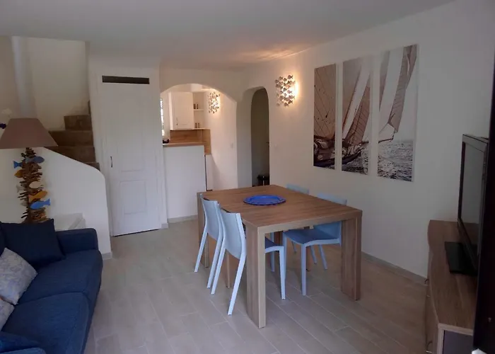 8 Au Village Marin Porto-Vecchio (Corsica)
